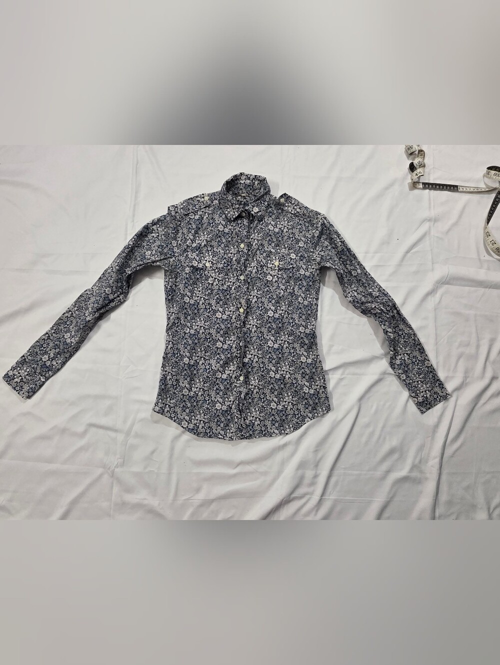 Ann Mashburn Women's Floral Print Long Sleeve Button Front Shirt